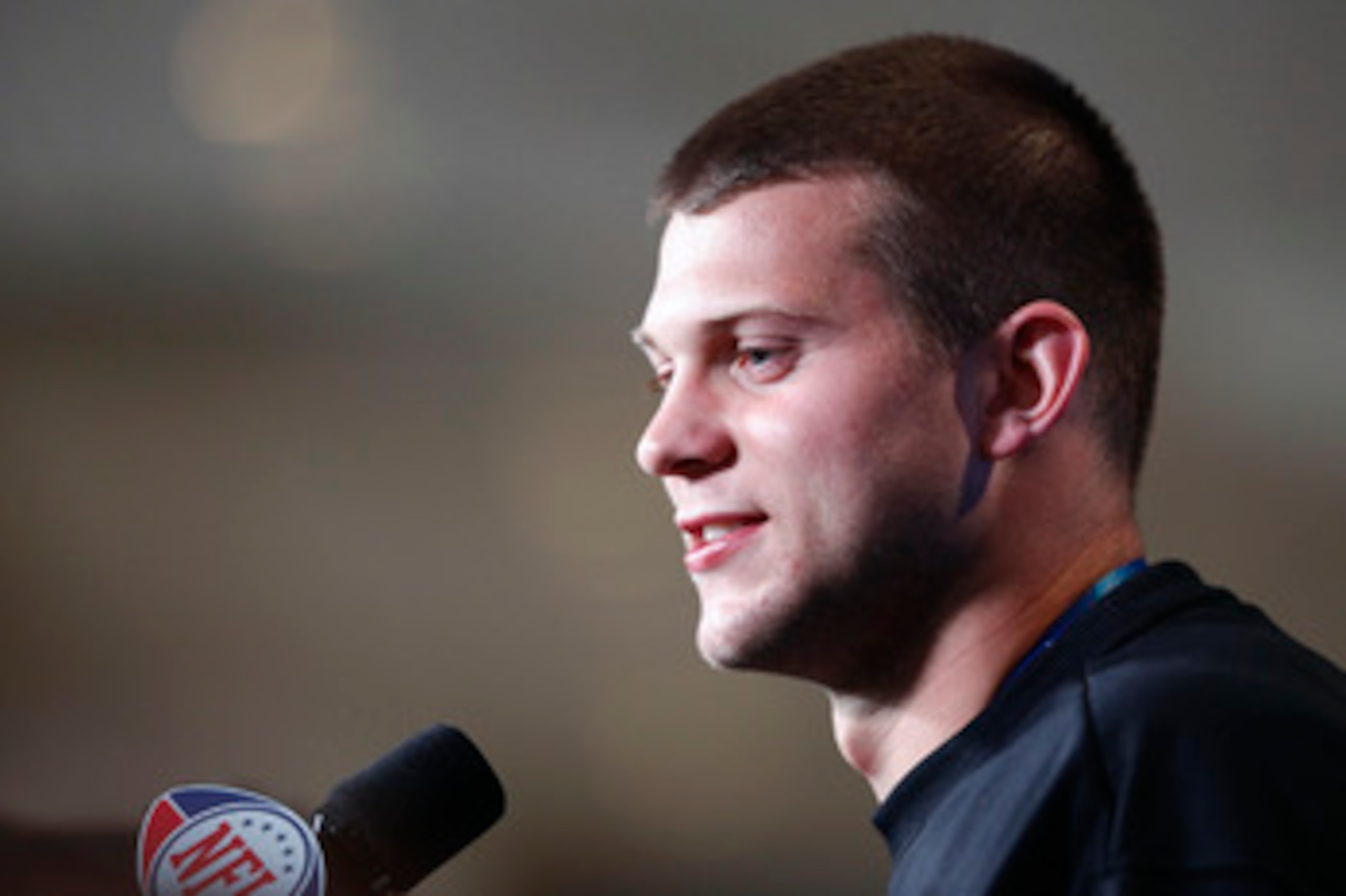 INDIANAPOLIS, IN - FEBRUARY 25: Washington Huskies quarterback Jake Locker answers questions during a media session at the 2011 NFL Scouting Combine at Lucas Oil Stadium on February 25, 2011 in Indianapolis, Indiana. (Photo by Joe Robbins/Getty Images) INDIANAPOLIS, IN - FEBRUARY 25: Washington Huskies quarterback Jake Locker answers questions during a media session at the 2011 NFL Scouting Combine at Lucas Oil Stadium on February 25, 2011 in Indianapolis, Indiana. (Photo by Joe Robbins/Getty Images)