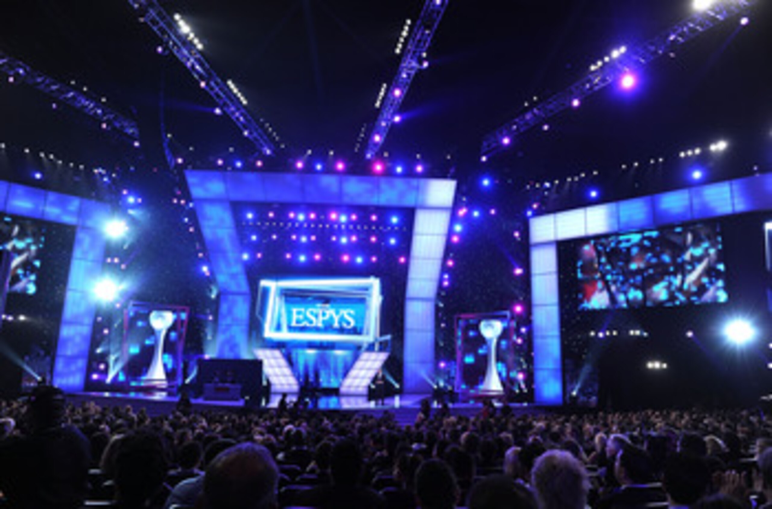 LOS ANGELES, CA - JULY 14:  General view of the atmosphere onstage during the 2010 ESPY Awards at Nokia Theatre L.A. Live on July 14, 2010 in Los Angeles, California.  (Photo by Kevin Winter/Getty Images)