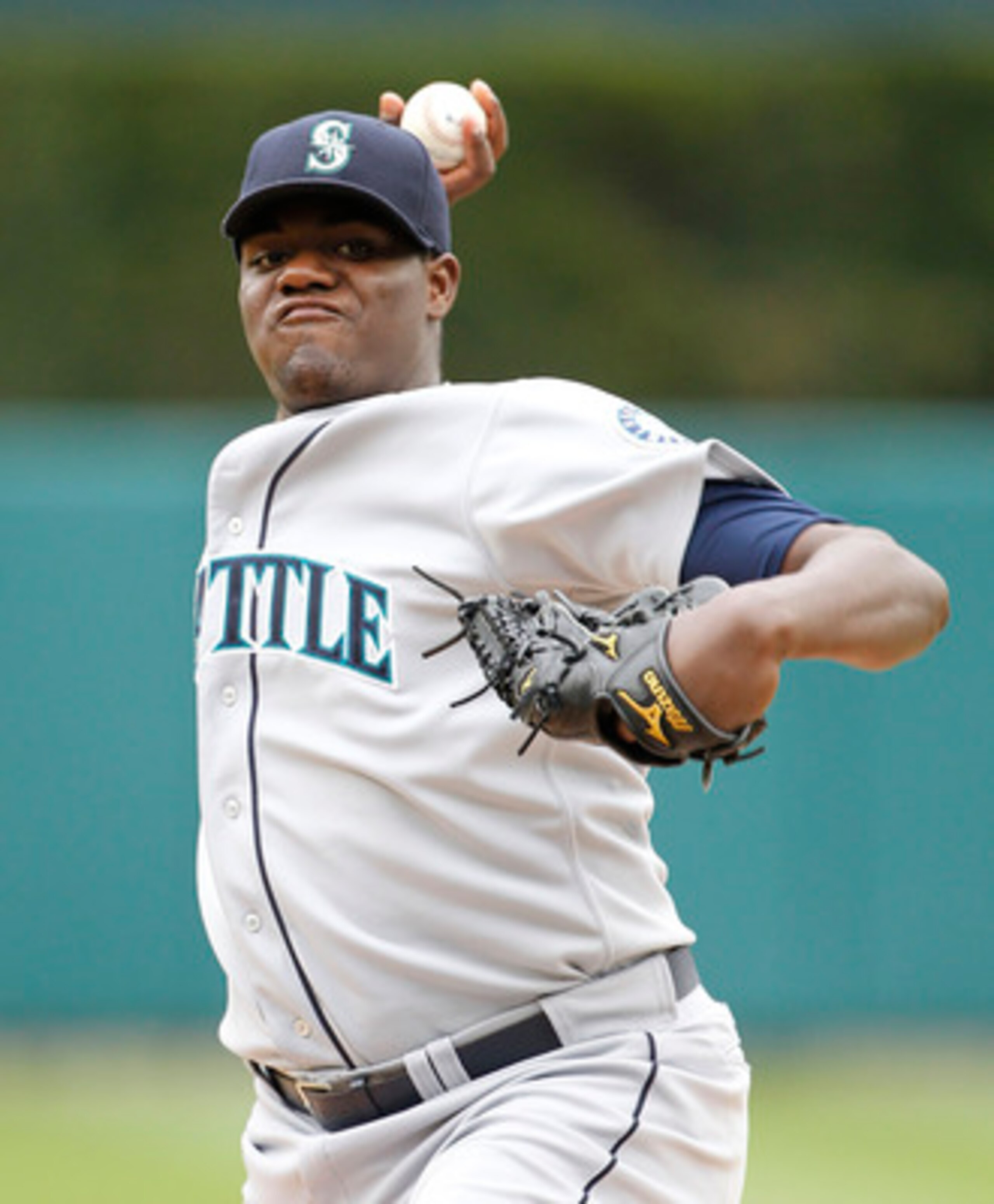 DETROIT - APRIL 28:  Michael Pineda #36 of the Seattle Mariners warms up prior to the start of the fifth inning during the game against the Detroit Tigers at Comerica Park on April 28, 2011 in Detroit, Michigan. The Mariners defeated the tigers 7-2.  (Pho