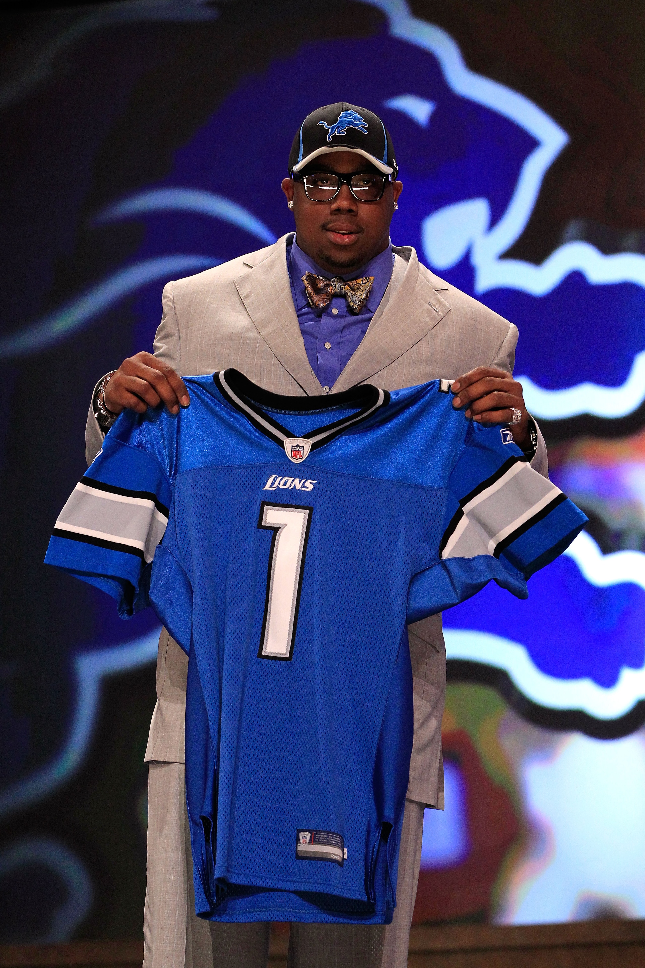 NEW YORK, NY - APRIL 28: Nick Fairley, #13 overall pick by the Detriot Lions, holds up a jersey during the 2011 NFL Draft at Radio City Music Hall on April 28, 2011 in New York City. (Photo by Chris Trotman/Getty Images) NEW YORK, NY - APRIL 28: Nick Fairley, #13 overall pick by the Detriot Lions, holds up a jersey during the 2011 NFL Draft at Radio City Music Hall on April 28, 2011 in New York City. (Photo by Chris Trotman/Getty Images)