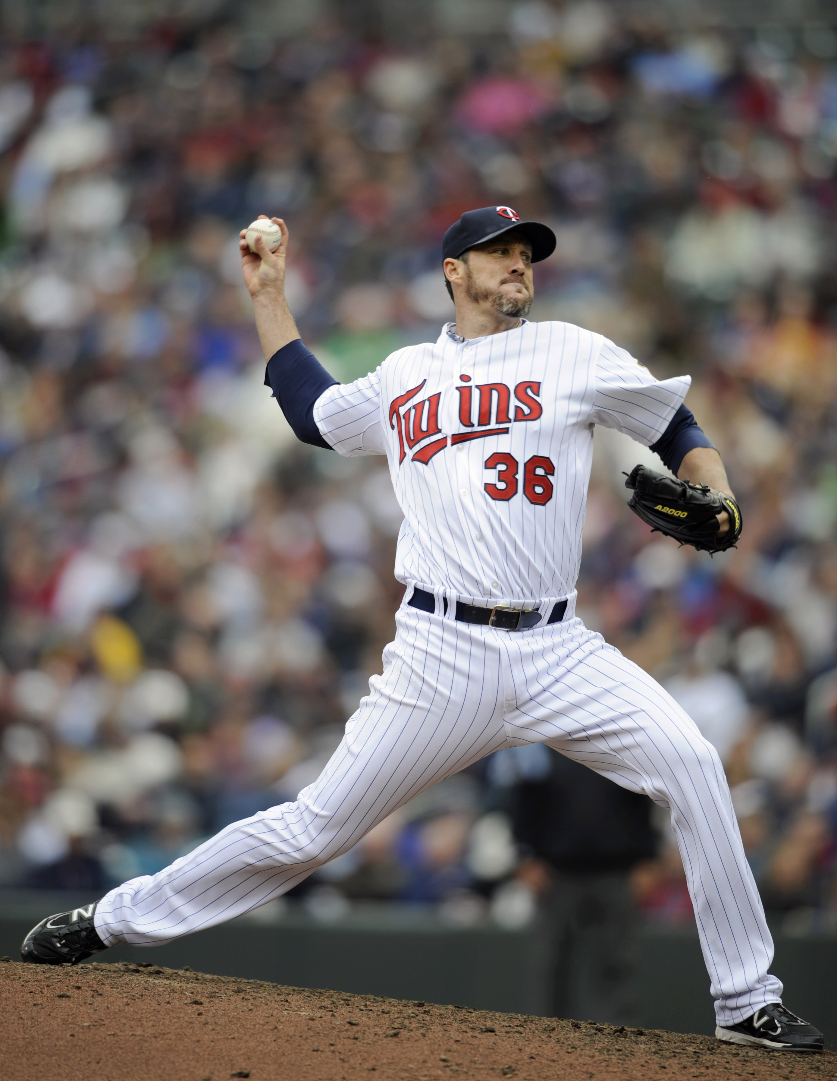 MINNEAPOLIS, MN - APRIL 23: Joe Nathan #36 of the Minnesota Twins pitches against the Cleveland Indians during the ninth inning of their game on April 23, 2011 at Target Field in Minneapolis, Minnesota. (Photo by Hannah Foslien/Getty Images)