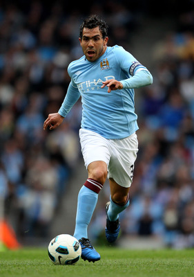 MANCHESTER, ENGLAND - APRIL 03:  Carlos Tevez of Manchester City in action during the Barclays Premier League match between Manchester City and Sunderland at the City of Manchester Stadium on April 3, 2011 in Manchester, England.  (Photo by Alex Livesey/G