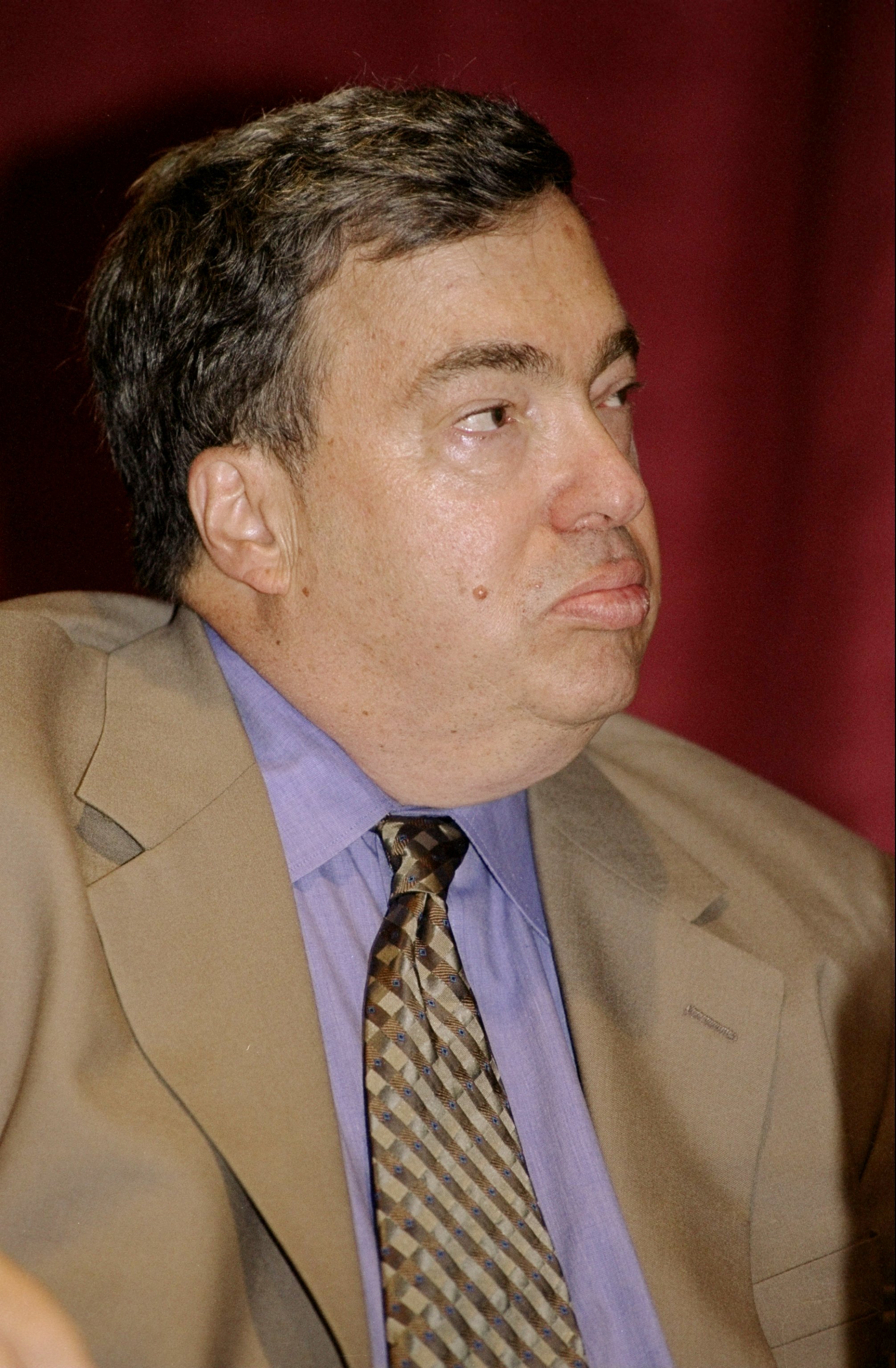 23 Jul 1998: General Manager Jerry Krause at the Chicago Bulls Press Conference at the United Center in Chicago,Illinois. FOR EDITORIAL USE ONLYMandatory Credit: Jonathan Daniel  /Allsport