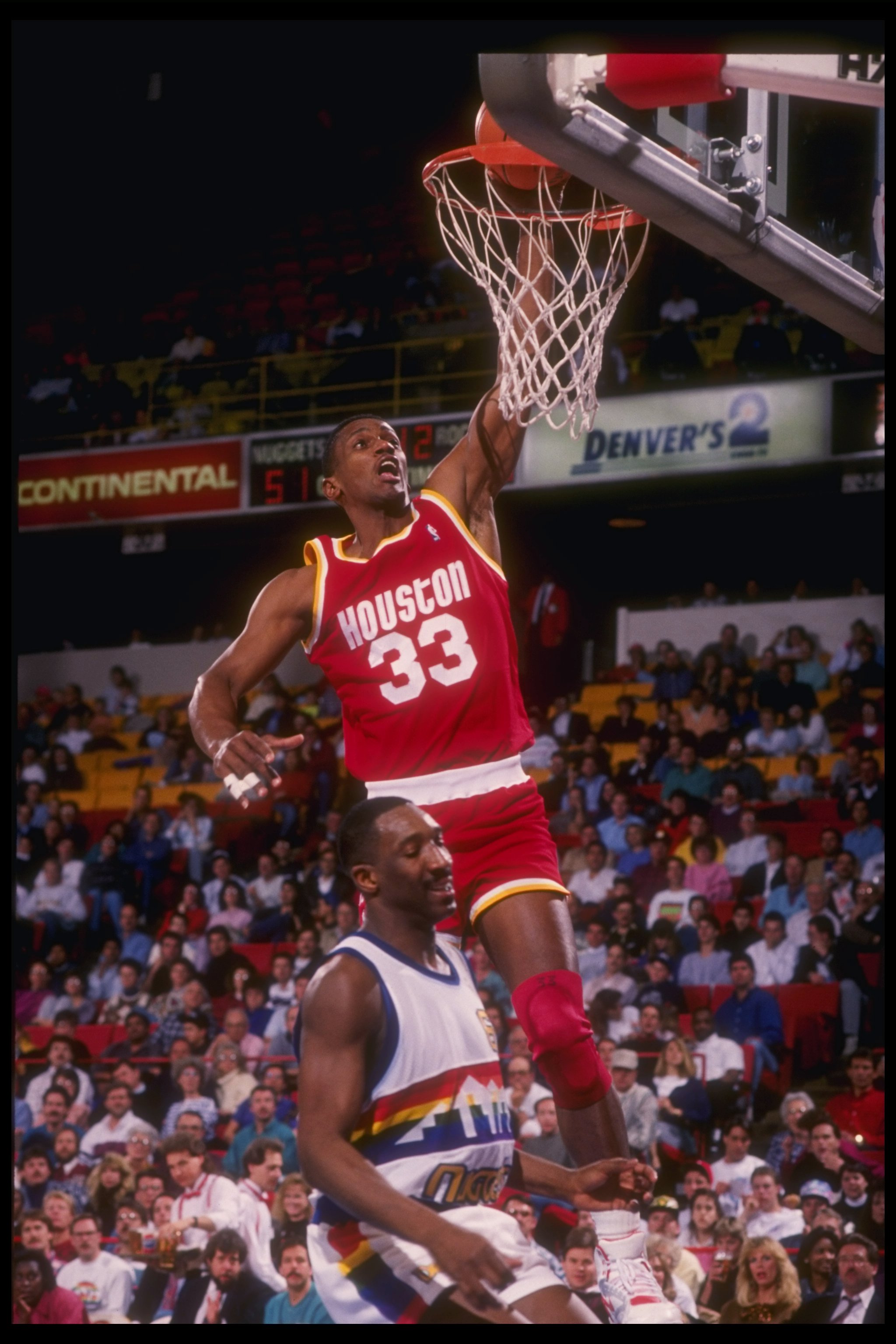 Hakeem Olajuwon, Yao Ming and the 10 Greatest Centers in Houston ...