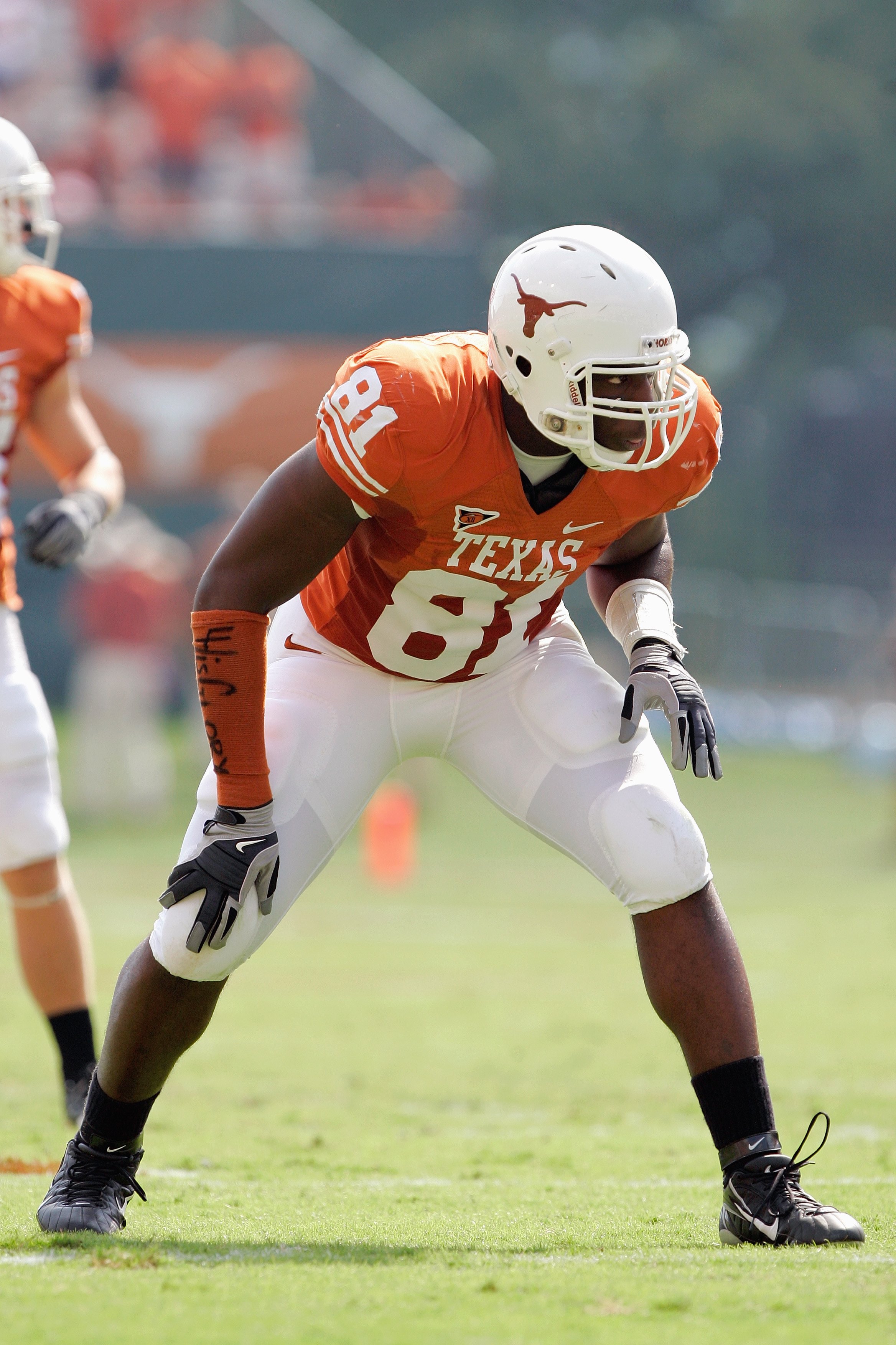 Texas' Acho looks to brother for NFL guidance