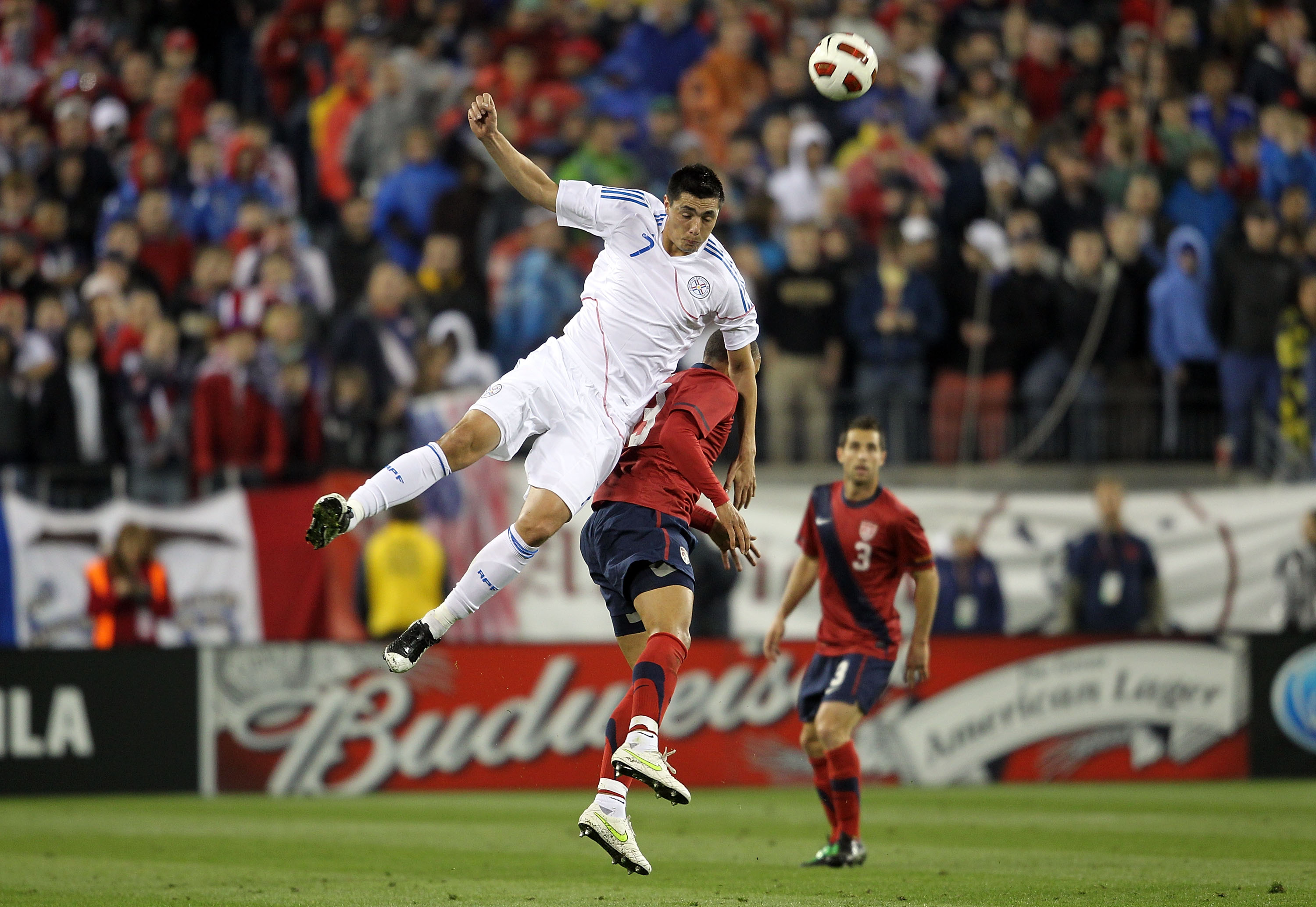 NASHVILLE, TN - MARCH 29: Jermaine Jones #13 of the United States and Oscar Cardozo#7 of Paraguay battle for the ball during an international friendly match at LP Field on March 29, 2011 in Nashville, Tennessee.  (Photo by Andy Lyons/Getty Images)