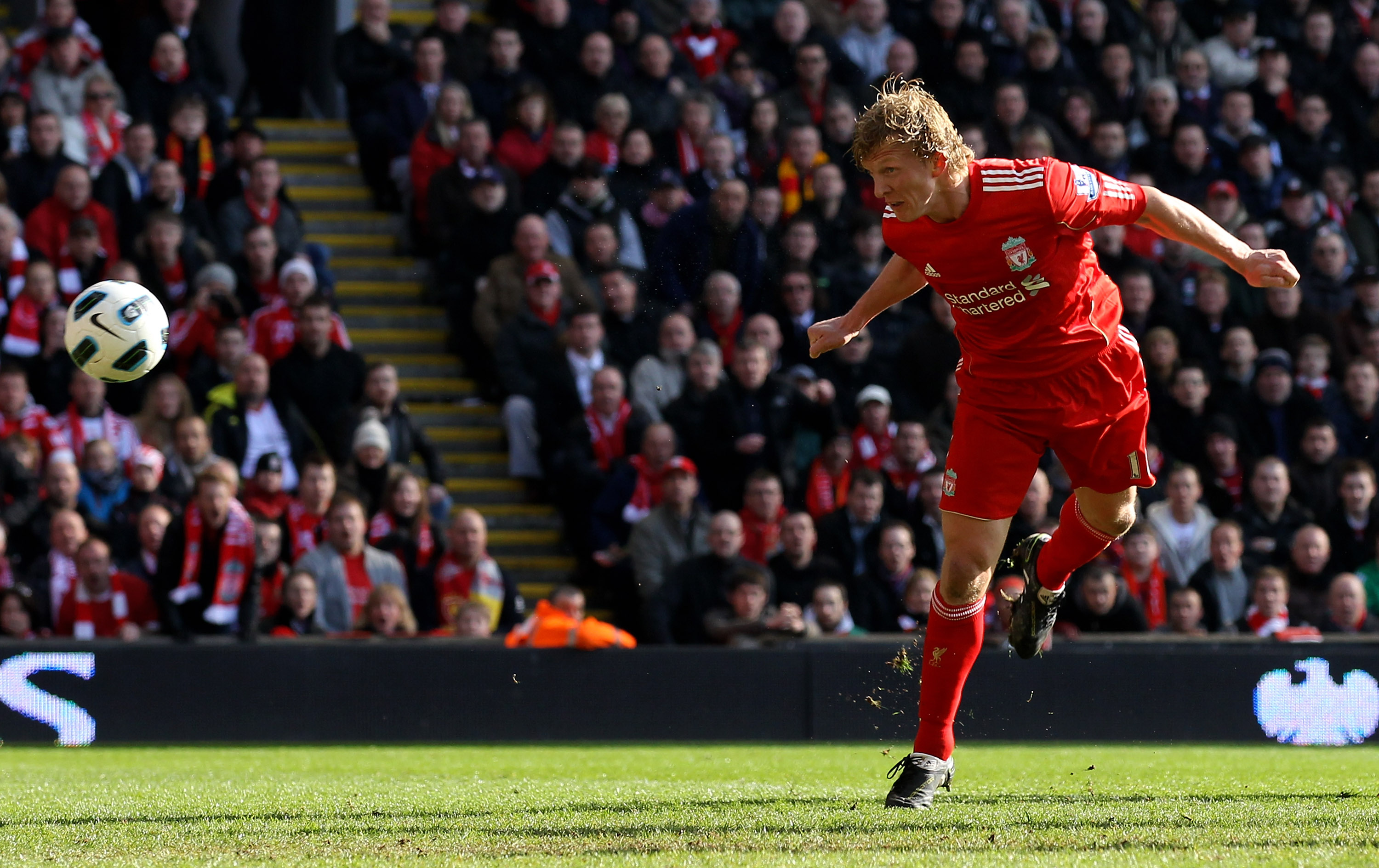 LIVERPOOL, ENGLAND - MARCH 06:  Dirk Kuyt of Liverpool scores his tem's second goal during the Barclays Premier League match between Liverpool and Manchester United at Anfield on March 6, 2011 in Liverpool, England.  (Photo by Alex Livesey/Getty Images)