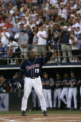 7 Oct 01:  San Diego Padres outfielder Tony Gwynn #19 waves to the crowd as he approaches the plate for his final Major League at bat in their game at Qualcomm Stadium in San Diego, California.  The Rockies won 14-5.  DIGITAL IMAGE Mandatory Credit:  Step
