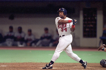 MINNEAPOLIS - OCTOBER 27:  Kirby Puckett #34 of the Minnesota Twins swings at a pitch during Game seven of the 1991 World Series against the Atlanta Braves at the Metrodome on October 27, 1991 in Minneapolis, Minnesota. The Twins defeated the Braves 1-0 i
