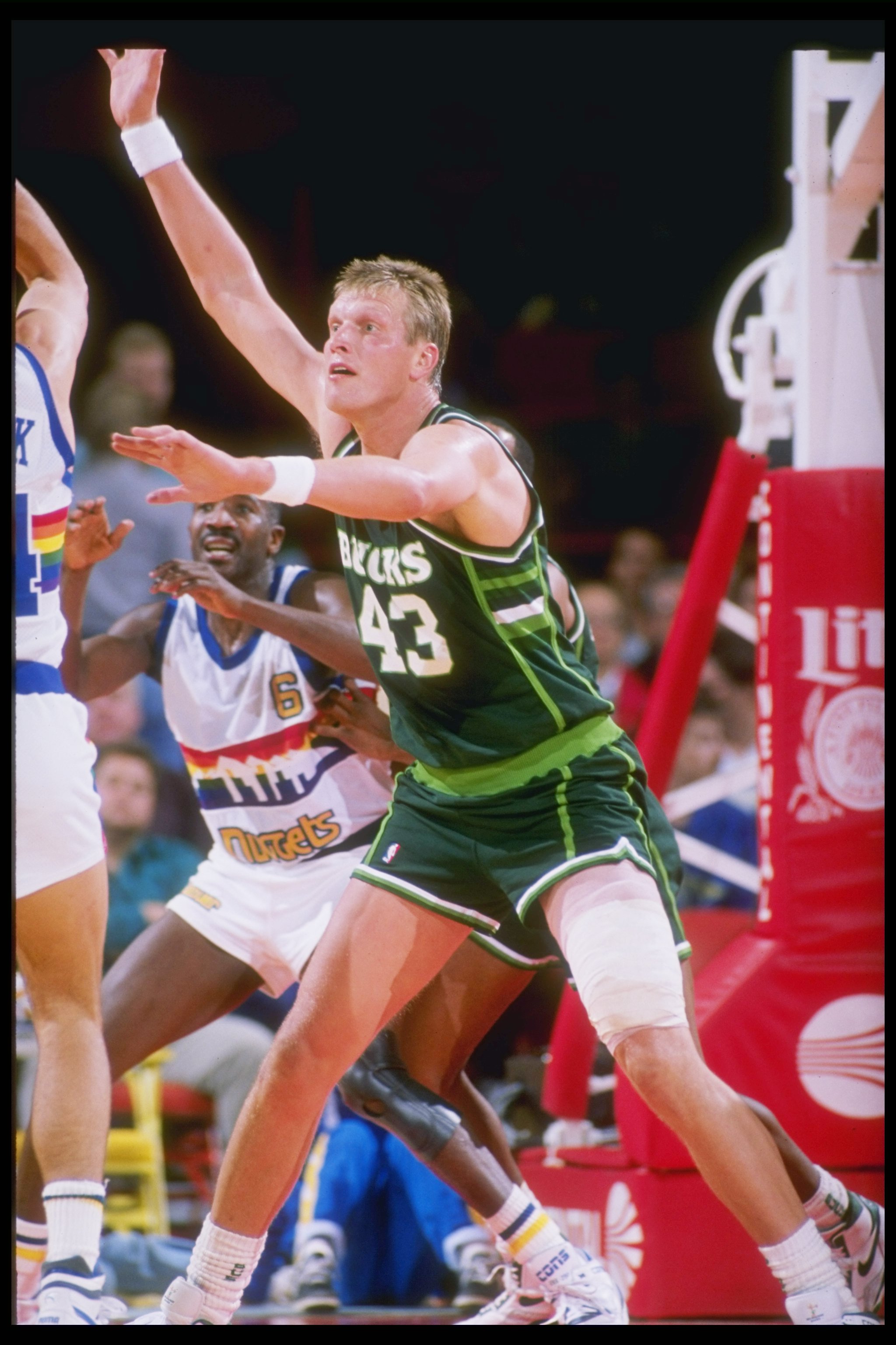 1989:  Jack Sikma of the Milwaukee Bucks fights for position during a game against the Denver Nuggets at the McNichols Sports Arena in Denver, Colorado. Mandatory Credit: Tim de Frisco  /Allsport