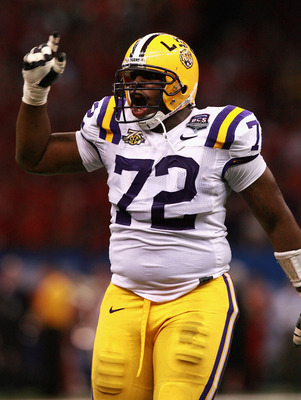 NEW ORLEANS - JANUARY 07:  Glenn Dorsey #72 of the Louisiana State University Tigers celebrates a defensive stop during the AllState BCS National Championship against the Ohio State Buckeyes on January 7, 2008 at the Louisiana Superdome in New Orleans, Lo