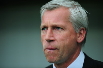 NEWCASTLE UPON TYNE, ENGLAND - MAY 07:  Newacstle manager Alan Pardew looks on before the Barclays Premier League game between Newcastle United and Birmingham City at St James' Park on May 7, 2011 in Newcastle upon Tyne, England.  (Photo by Stu Forster/Ge