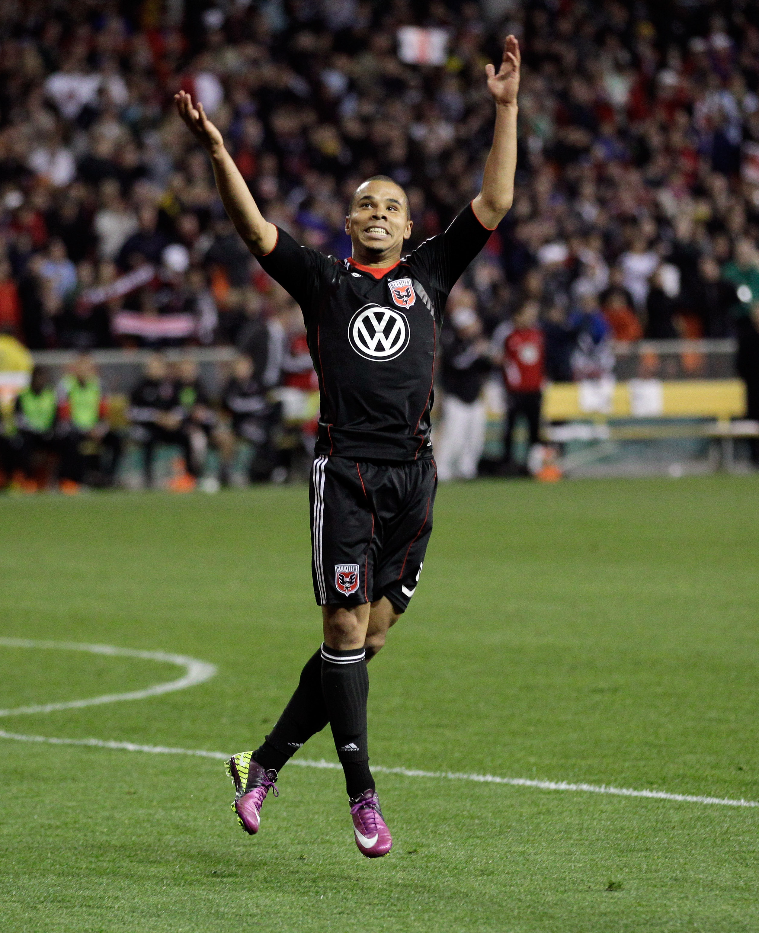 WASHINGTON, DC - APRIL 09: Charlie Davies #9 of the D.C. United celebrates his goal against the Los Angeles Galaxy during the second half at RFK Stadium on April 9, 2011 in Washington, DC. The game ended in a 1-1 draw. (Photo by Rob Carr/Getty Images)