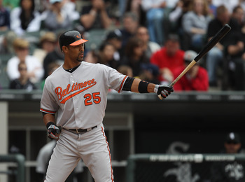 CHICAGO, IL - MAY 01: Derrick Lee #25 of the Baltimore Orioles prepares to bat against the Chicago Whiute Sox at U.S. Cellular Field on May 1, 2011 in Chicago, Illinois. The Orioles defeated the White Sox 6-4. (Photo by Jonathan Daniel/Getty Images)
