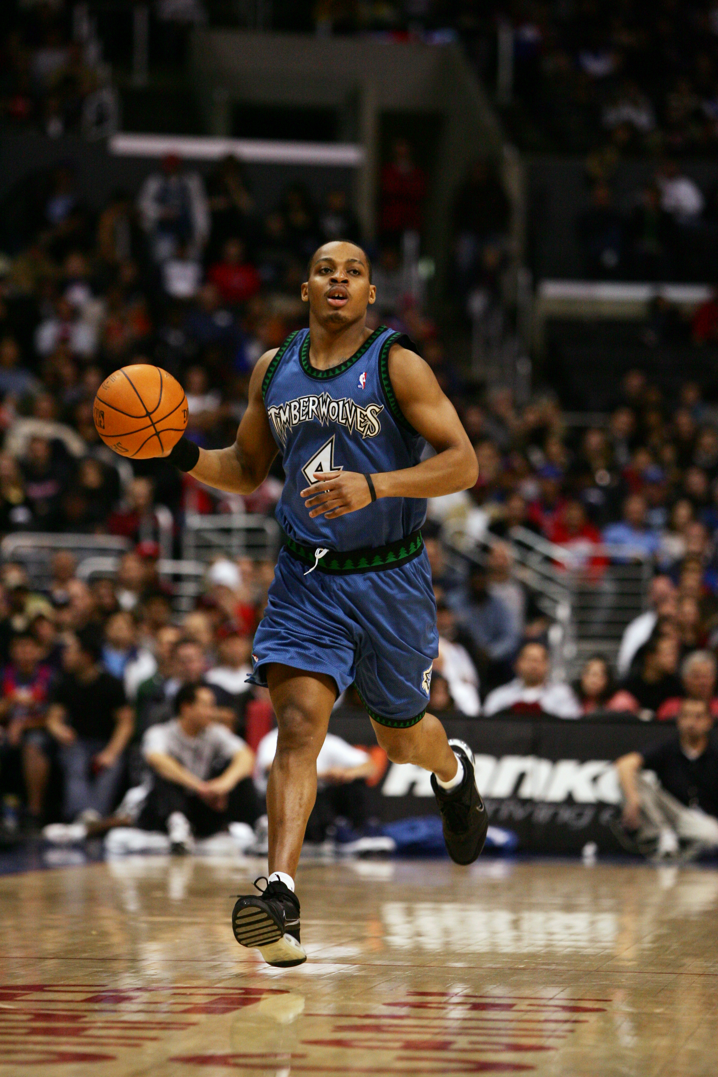 LOS ANGELES, CA - JANUARY 27:  Randy Foye #4 of the Minnesota Timberwolves moves the ball against the Los Angeles Clippers at Staples Center on January 27, 2007 in Los Angeles, California.  The Timberwolves won 101-87.  NOTE TO USER: User expressly acknow