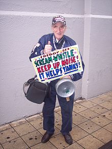 Celebrity Yankee Fans  List of Celebrities at Yankees Games