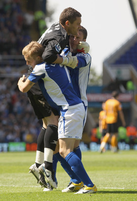 BIRMINGHAM, ENGLAND - MAY 01: Seb Larsson of Birmingham City celebrates scoring a goal during the Barclays Premier League match between Birmingham City and Wolverhampton Wanderers at St Andrew's on May 1, 2011 in Birmingham, England. (Photo by Ian Walto