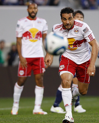 HARRISON, NJ - MAY 15:  Dwayne De Rosario #11 of the New York Red Bulls pursues the ball during thier game against Chivas USA on May 15, 2011 at Red Bull Arena in Harrison, New Jersey.  (Photo by Mike Stobe/Getty Images for New York Red Bulls)