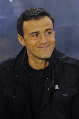 BARCELONA, SPAIN - JANUARY 08:  Head coach Luis Enrique of FC Barcelona B looks on prior the La Liga Adelante match between FC Barcelona B and Girona at Mini Estadi on January 8, 2011 in Barcelona, Spain.  (Photo by David Ramos/Getty Images)