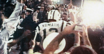 New York Jets' kicker Pat Leahy (5) watches the flight of his ball in the  second quarter, Jan. 15, 1983 at Los Angeles as he completed the field goal  that provided the