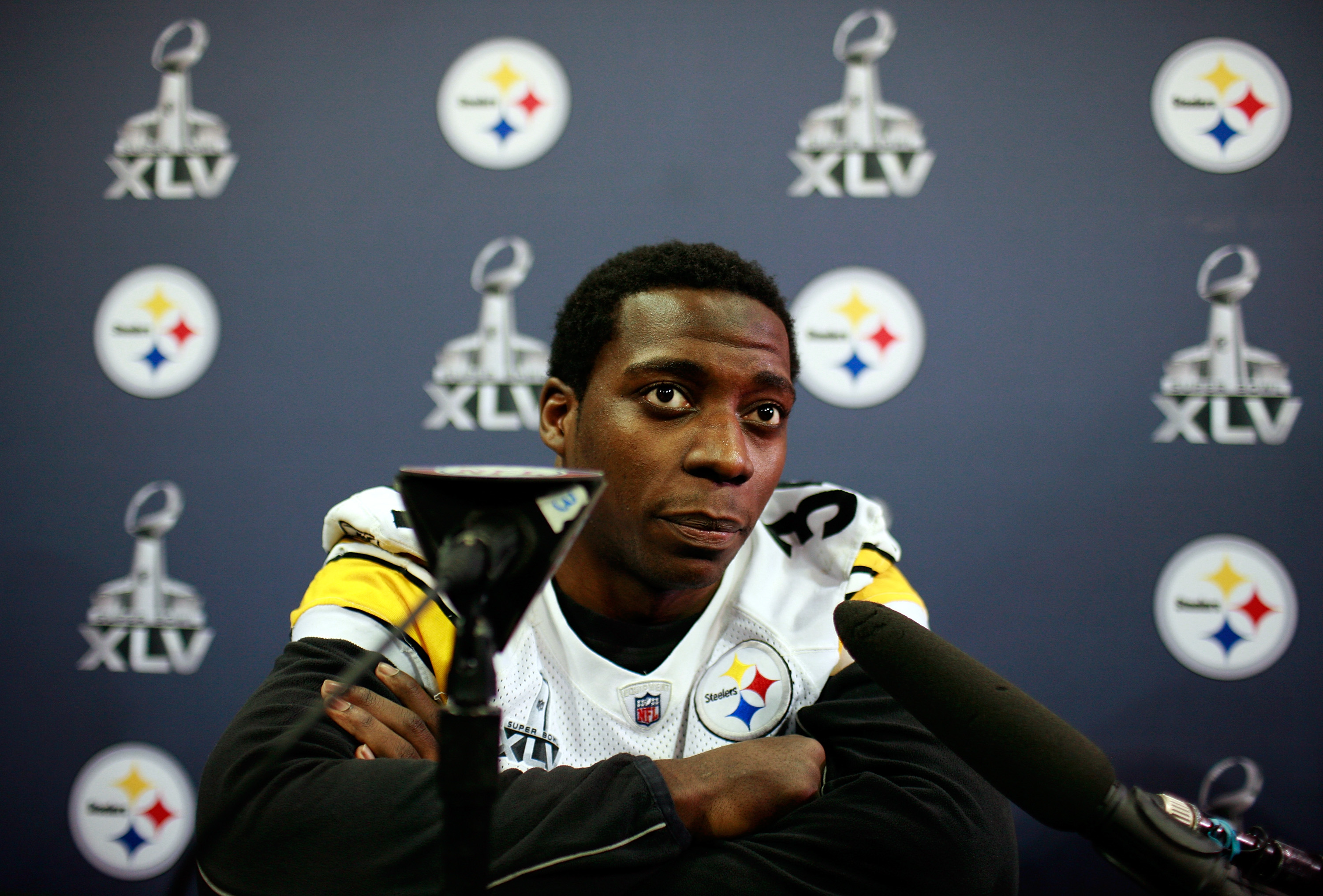 Steelers' Rashard Mendenhall: Twitter posts about bin Laden were  'misconstrued' 