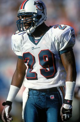 3 Sep 2000:  Sam Madison #29 of the Miami Dolphins is looking on during the game against the Seattle Seahawks at the Pro Players Stadium in Miami, Florida. The Dolphins defeated the Seahawks 23-0.Mandatory Credit: Andy Lyons  /Allsport