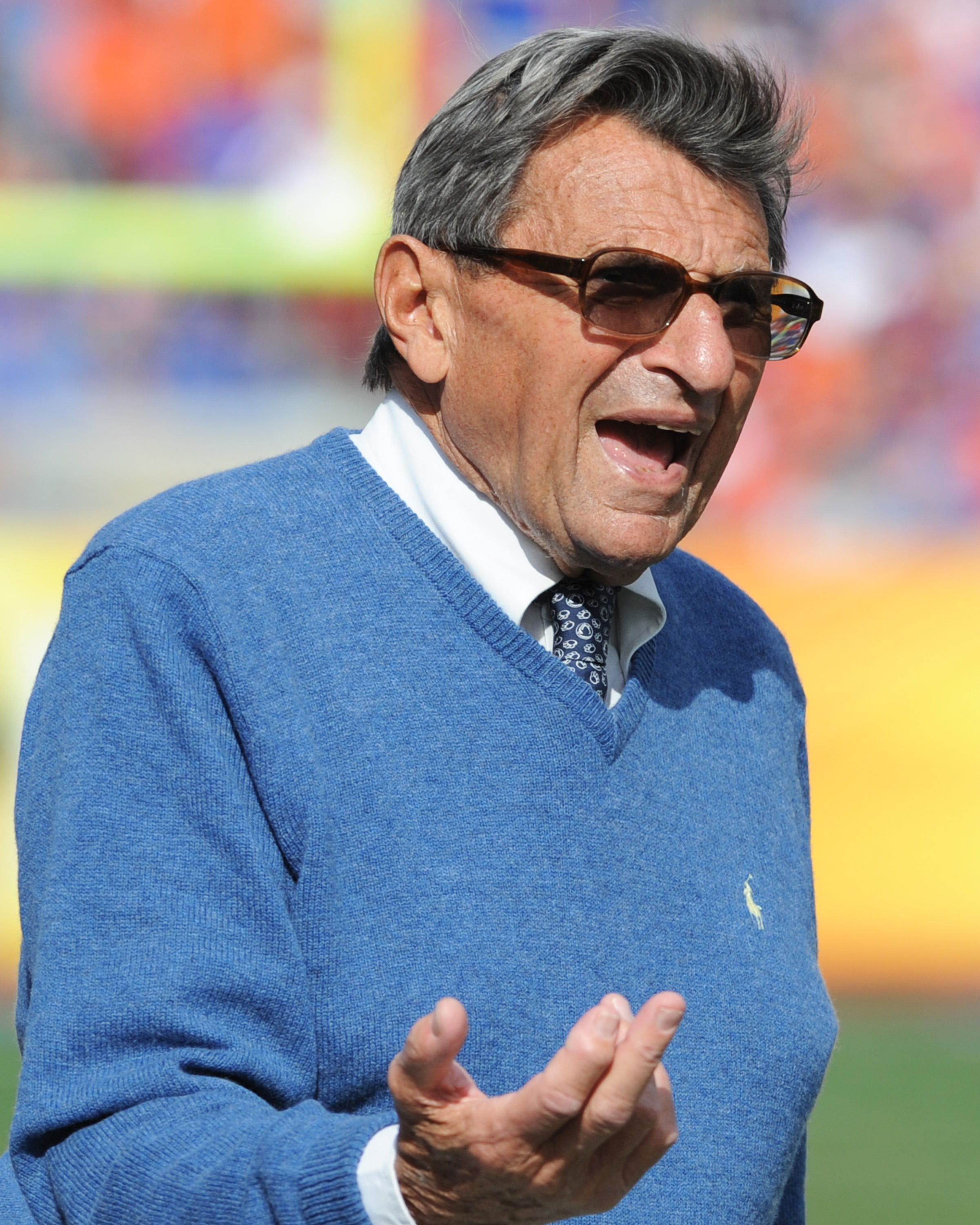 TAMPA, FL - JANUARY 1:  Coach Joe Paterno of the Penn State Nittany Lions directs play against the Florida Gators January 1, 2011 in the 25th Outback Bowl at Raymond James Stadium in Tampa, Florida.  (Photo by Al Messerschmidt/Getty Images)