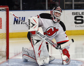 NHL winningest goaltender Martin Brodeur staying with New Jersey
