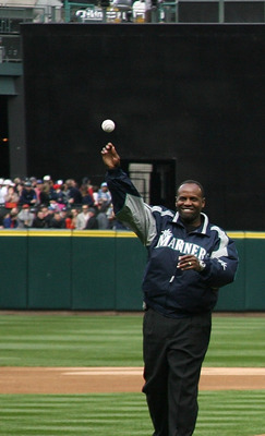 Alvin Davis Seattle Mariners Slight Creases on Photo SUPER SALE