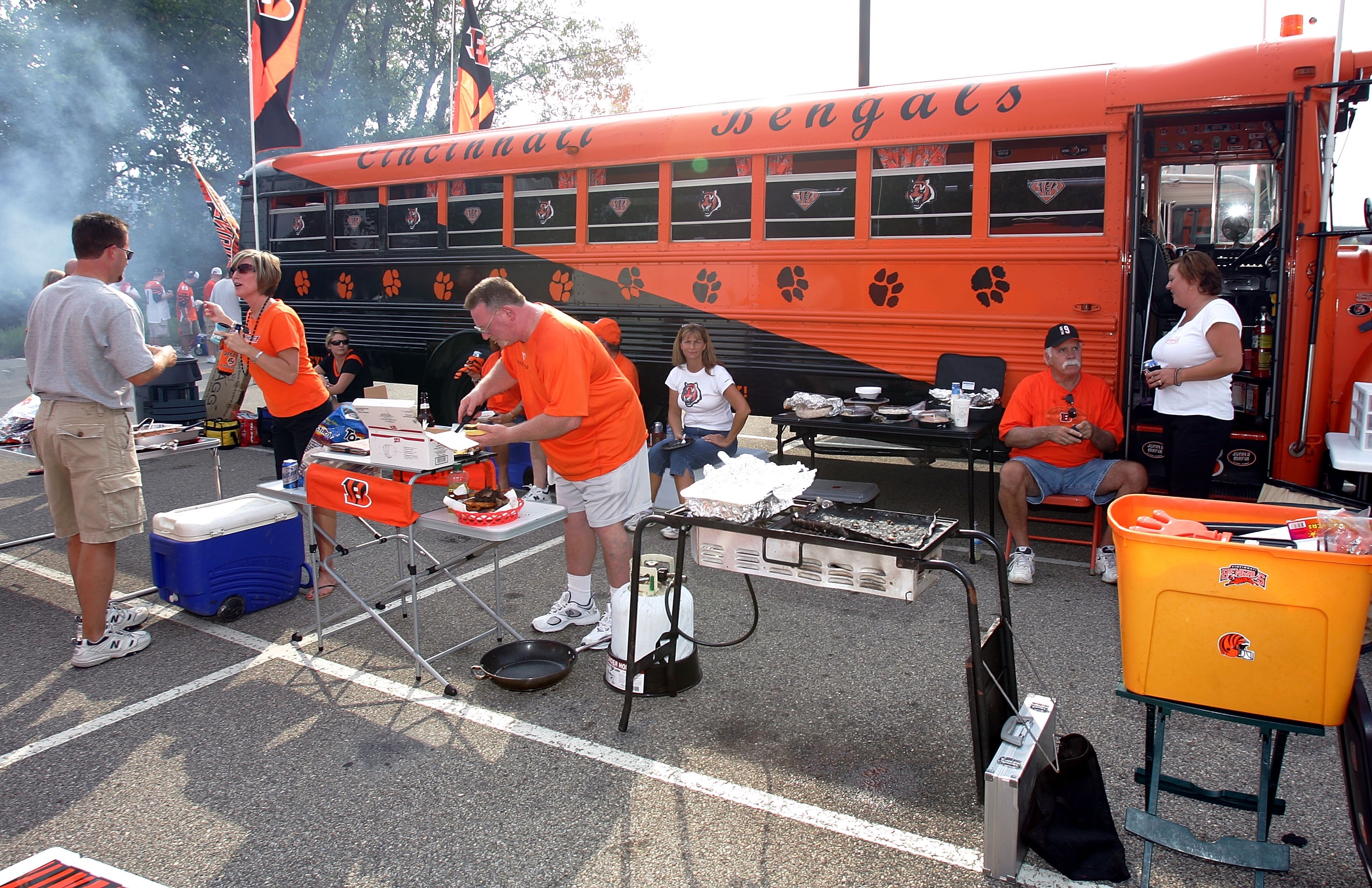 Cardinals elite tailgaters (tailgating group)