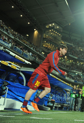 MADRID, SPAIN - APRIL 16:  Lionel Messi of Barcelona takes to the field before the start of  the La Liga match between Real Madrid and Barcelona at Estadio Santiago Bernabeu on April 16, 2011 in Madrid, Spain.  (Photo by Denis Doyle/Getty Images)