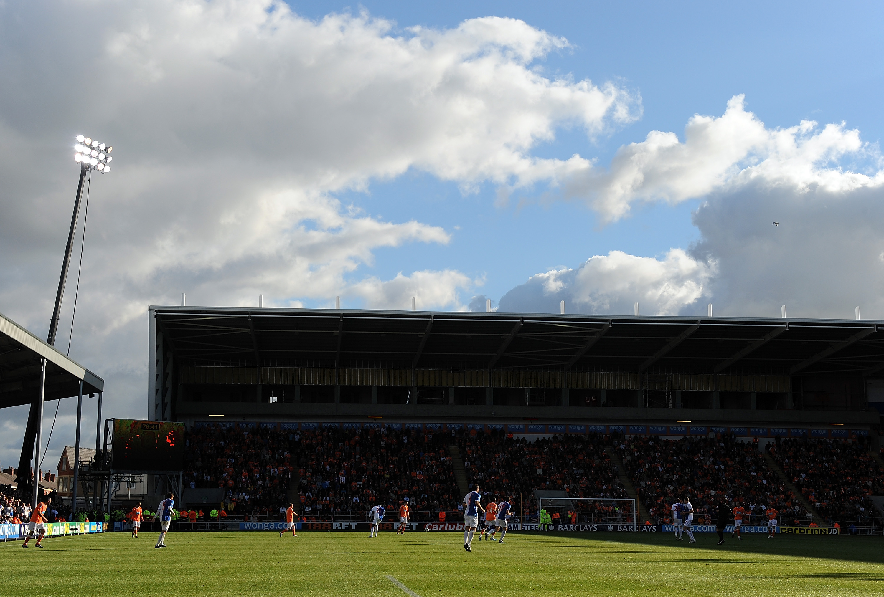 BLACKPOOL, ENGLAND - SEPTEMBER 25: A general view of play during the Barclays Premiership match between Blackpool and Blackburn Rovers at Bloomfield Road on September 25, 2010 in Blackpool, England. (Photo by Chris Brunskill/Getty Images)