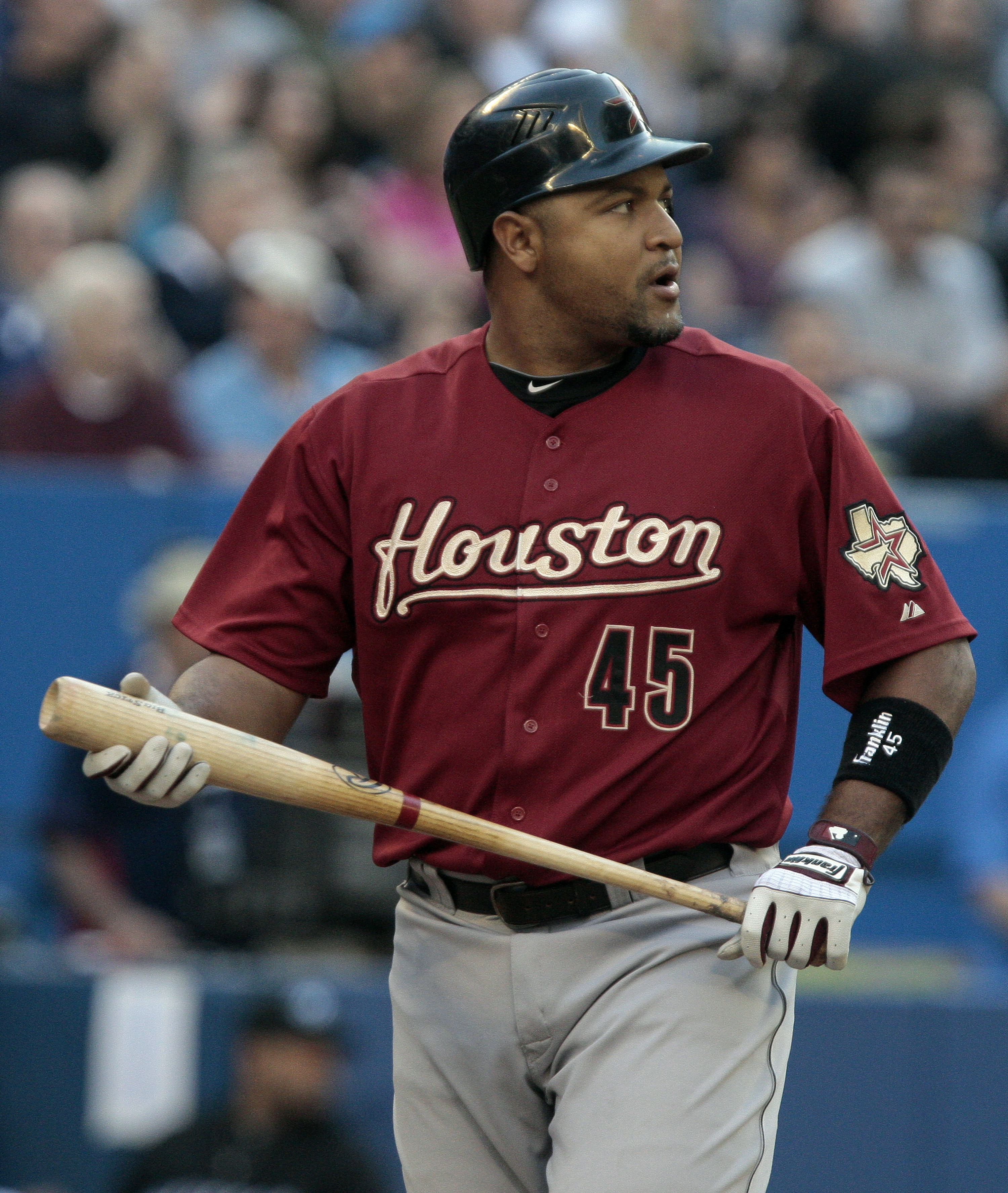 MAY 16 2012: Houston Astros first baseman Carlos Lee #45 stops at