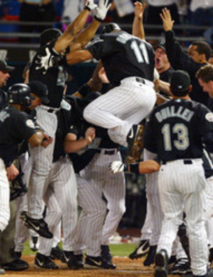 Alex Rodriguez Celebrates 2009 World Series Game 6 Win New York Yankees  8X10 Photo 