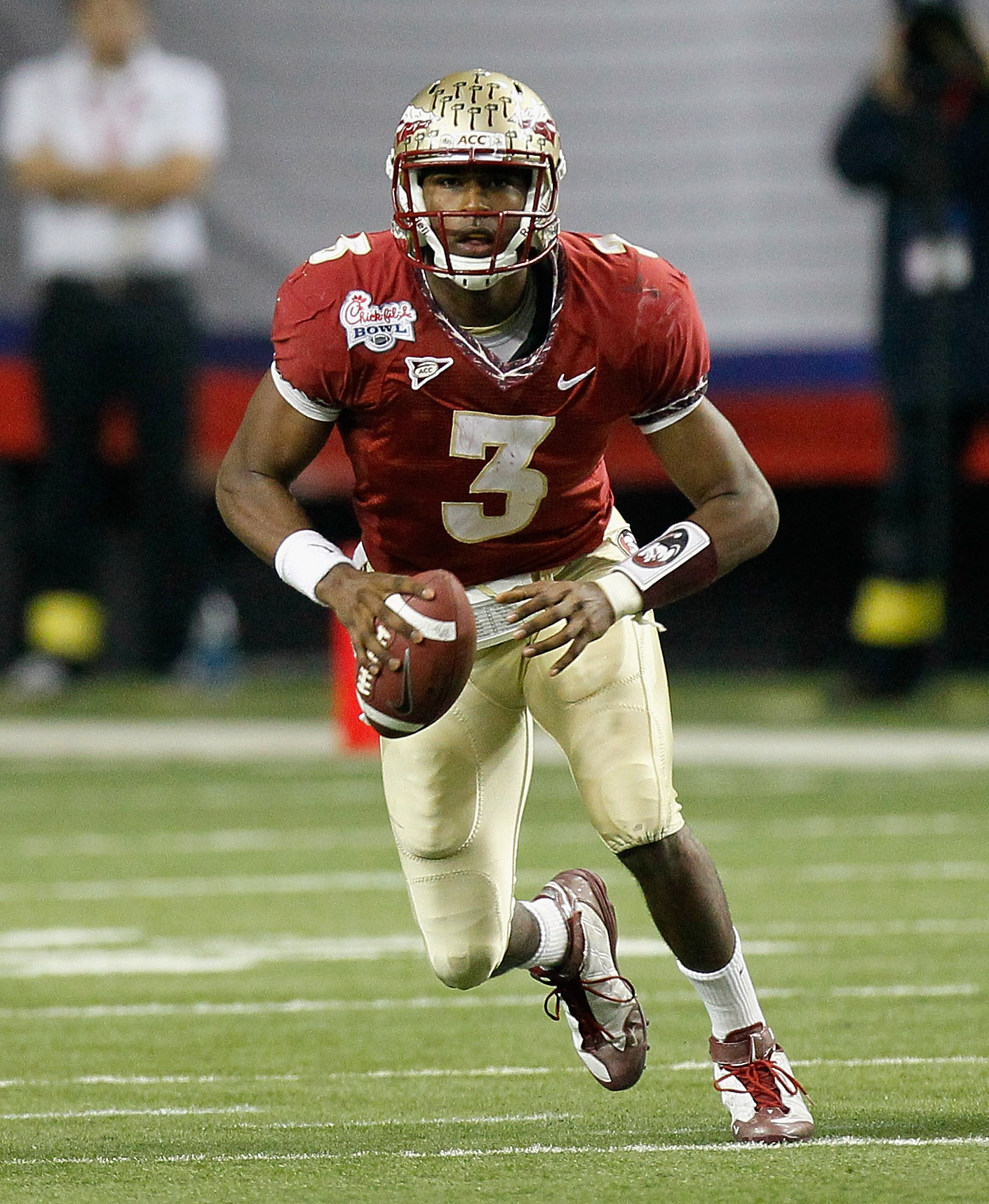 ATLANTA, GA - DECEMBER 31:  EJ Manuel #3 of the Florida State Seminoles against the South Carolina Gamecocks during the 2010 Chick-fil-A Bowl at Georgia Dome on December 31, 2010 in Atlanta, Georgia.  (Photo by Kevin C. Cox/Getty Images)