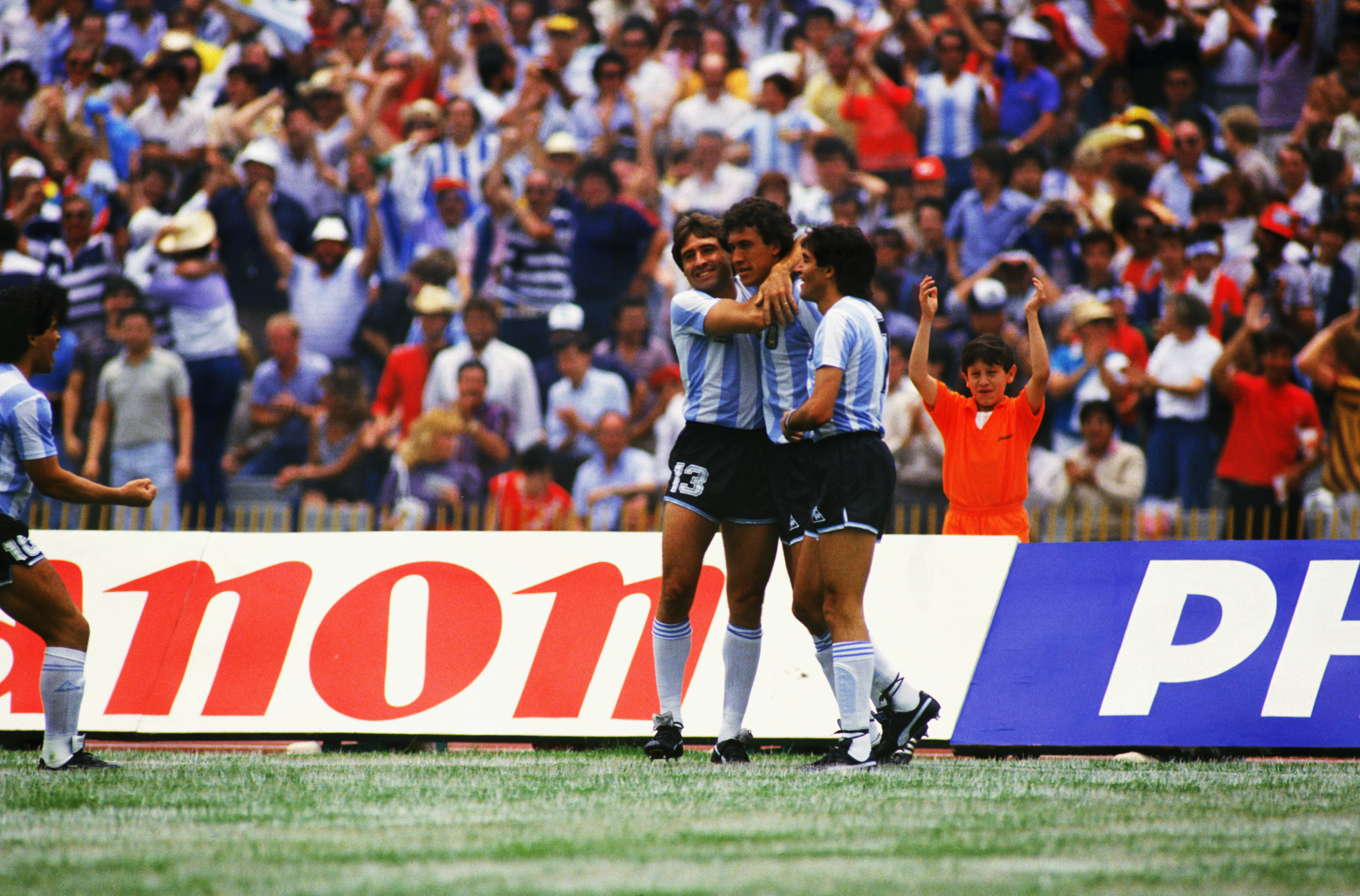 Diego Maradona #10 Argentina 1986 World Cup Retro Soccer Jersey Men's  Large NWT