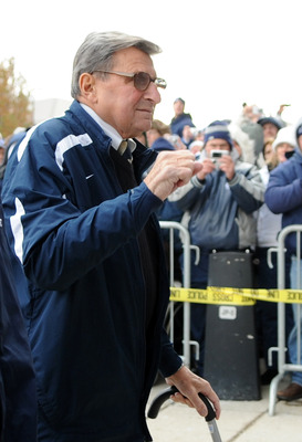 STATE COLLEGE - NOVEMBER 22:  Joe Paterno head coach of the Penn State Nittany Lions acknowledges the crowd prior to the game against the Michigan State Spartans on November 22, 2008 at Beaver Stadium in State College, Pennsylvania.  (Photo by Joe Sargent