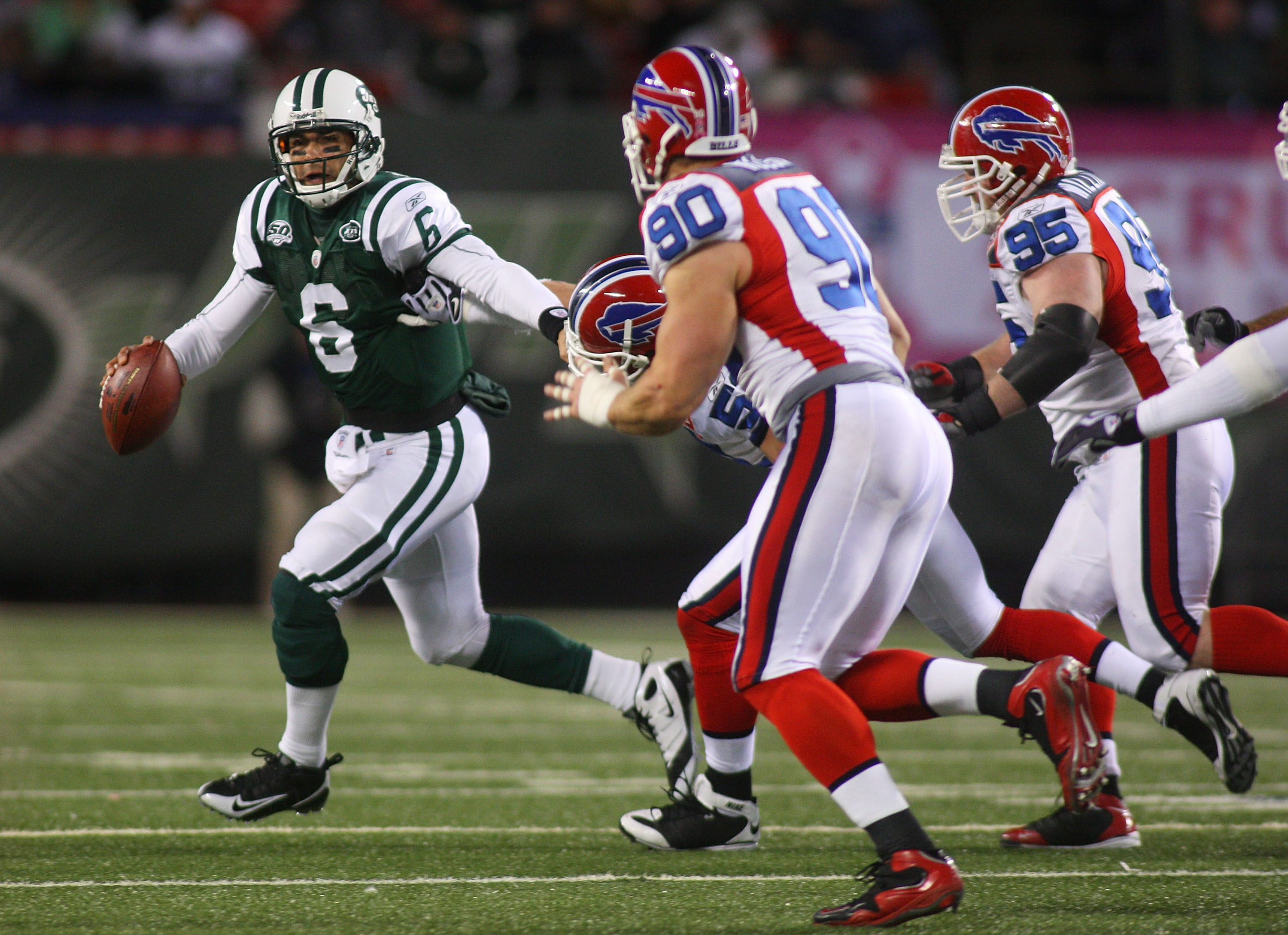 Mark Sanchez, New York Jets rout Buffalo Bills in season opener 