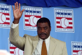 Member of the National Baseball Hall of Fame Eddie Murray, gives