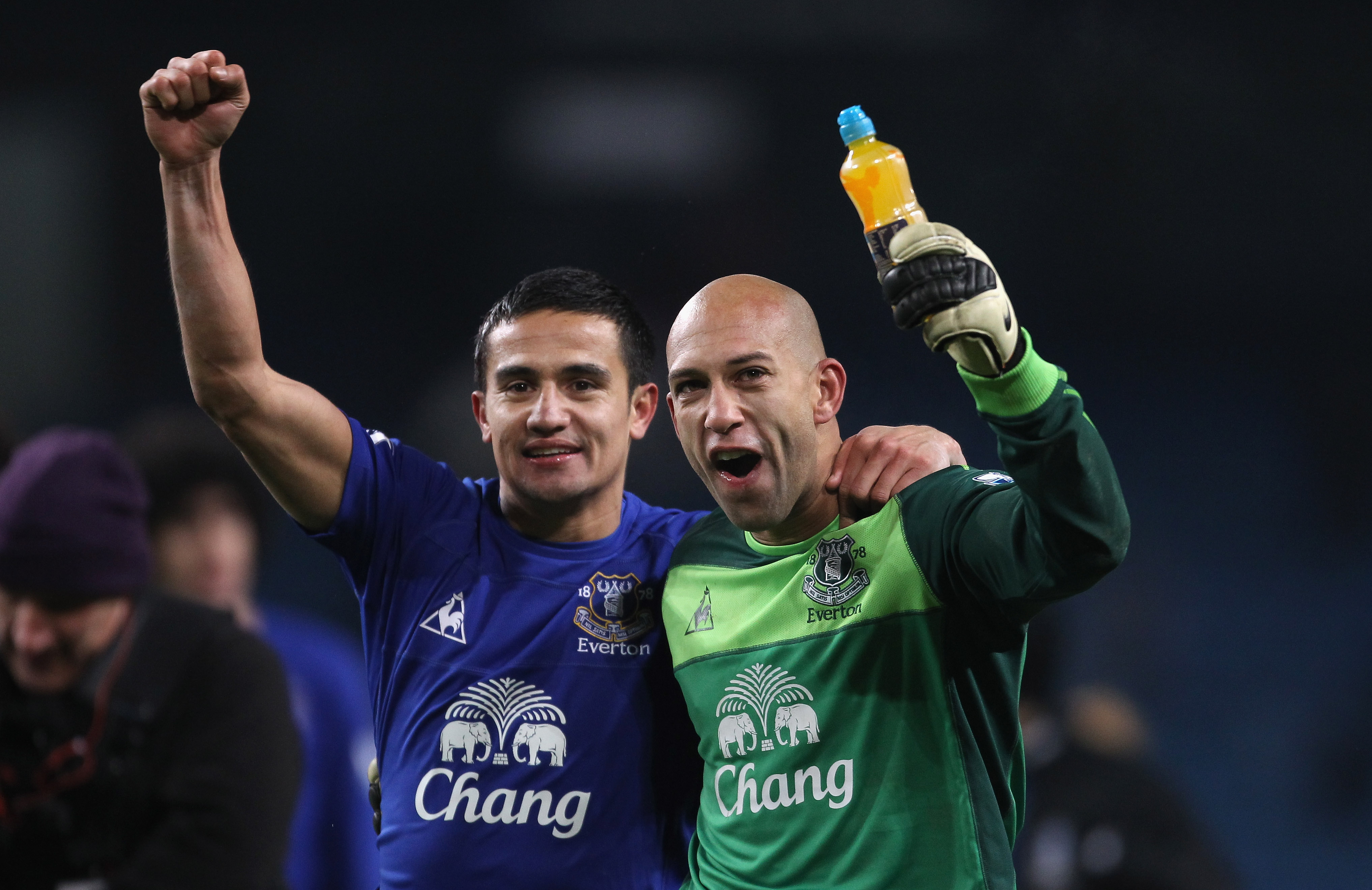 MANCHESTER, ENGLAND - DECEMBER 20:  Tim Cahill and Tim Howard of Everton after victory over Manchester City in the Barclays Premier League match between Manchester City and Everton at City of Manchester Stadium on December 20, 2010 in Manchester, England.
