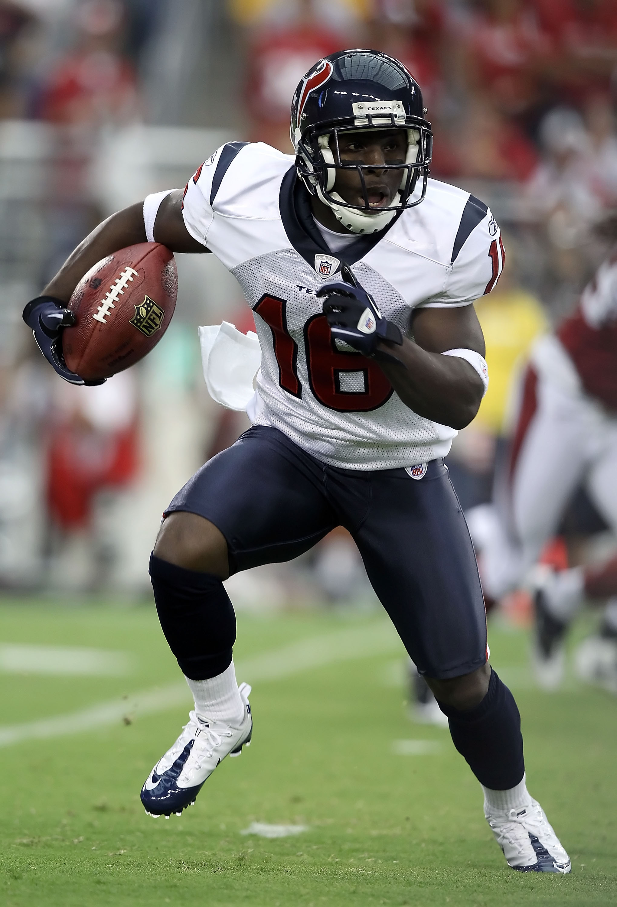 Houston Texans rookie defensive end Connor Barwin (98) during a NFL  football practice Tuesday, June 16, 2009 in Houston. (AP Photo/David J.  Phillip Stock Photo - Alamy