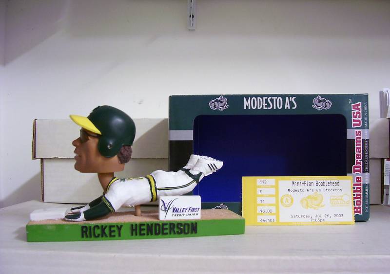 Ricky Henderson Sliding Bobblehead