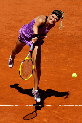 PARIS, FRANCE - JUNE 01:  Victoria Azarenka of Belarus serves during the women's singles quarterfinal match between Na Li of China and Victoria Azarenka of Belarus on day eleven of the French Open at Roland Garros on June 1, 2011 in Paris, France.  (Photo