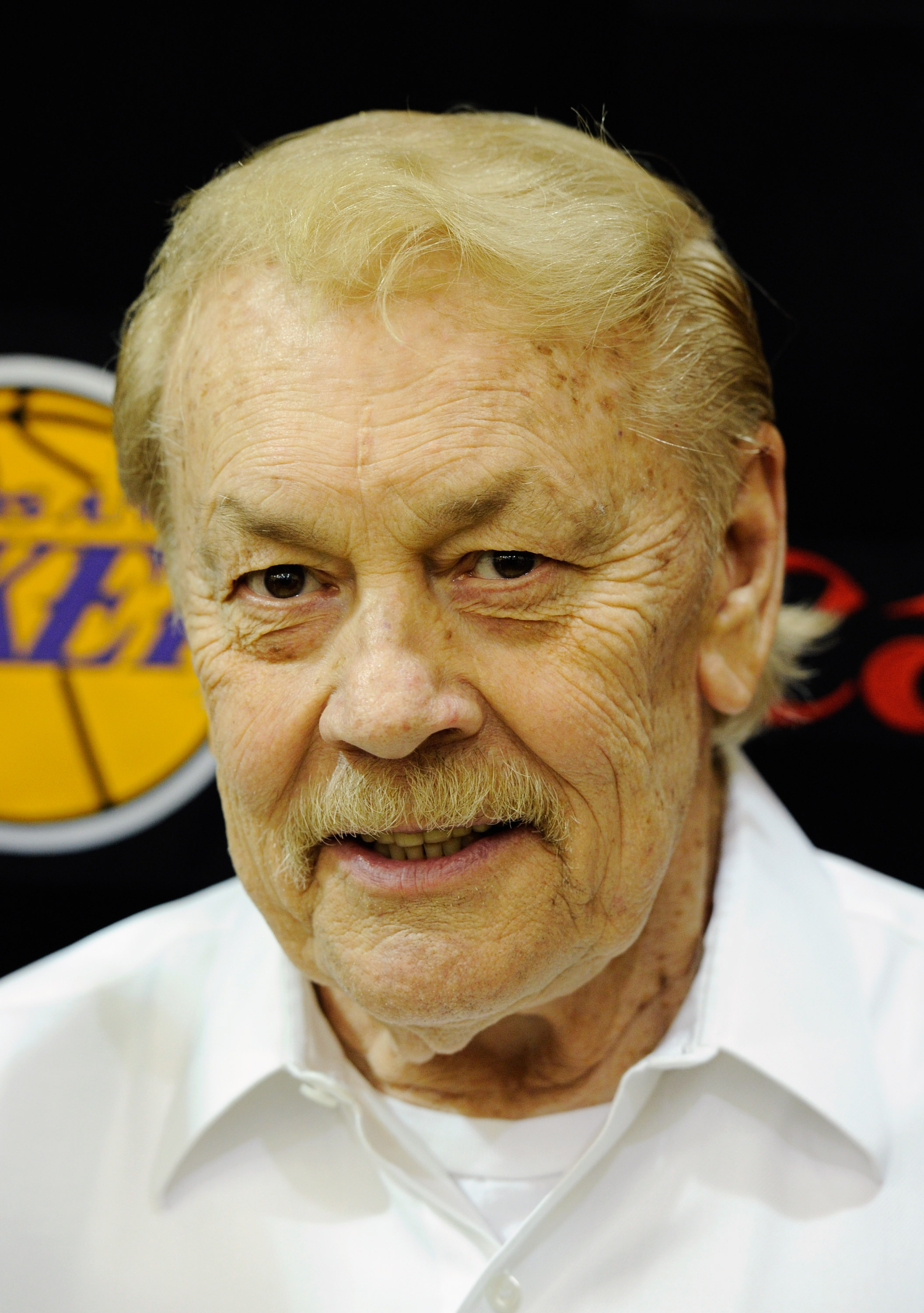 EL SEGUNDO, CA - MAY 31:  Jerry Buss, owner of the Los Angeles Lakers, is seen after Lakers new coach Mike Brown's introductory news conference at the team's training facility on May 31, 2011 in El Segundo, California. Brown replaced Lakers coach Phil Jac