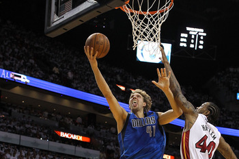 Relive Dirk Nowitzki's game winning layup in the 2011 Finals - Mavs