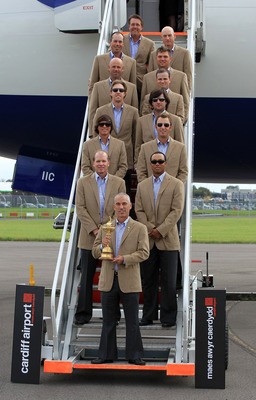 CARDIFF, WALES - SEPTEMBER 27:  In this handout image provided by Ryder Cup Europe, USA team captain Corey Pavin arrives with the USA team at Cardiff Airport prior to the start of the 2010 Ryder Cup on September 27, 2010 in Cardiff, Wales.  (Photo by Ryde