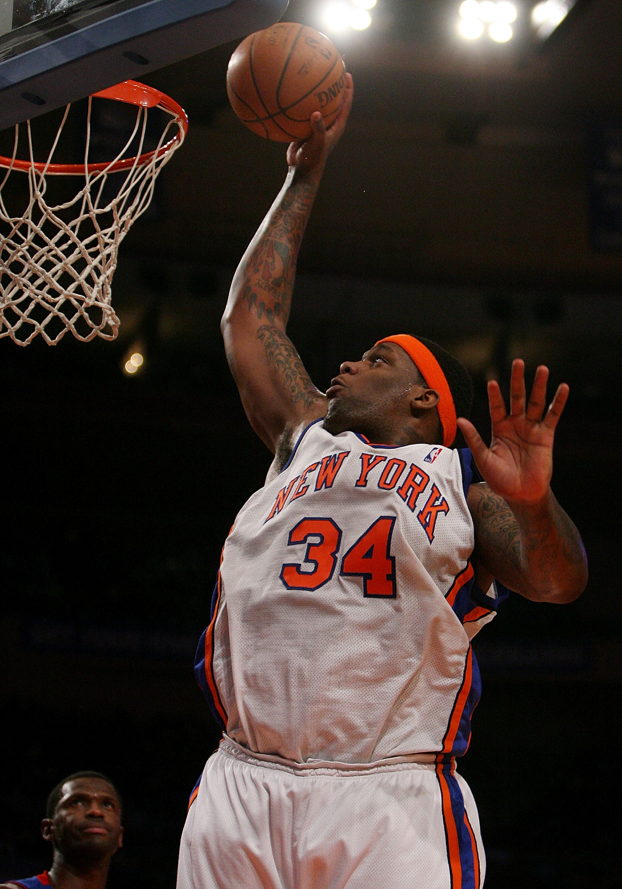 NEW YORK - JANUARY 13:  Eddie Curry #34 of the New York Knicks slam dunks against the Detroit Pistons at Madison Square Garden January 13, 2008 in New York City. NOTE TO USER: User expressly acknowledges and agrees that, by downloading and/or using this P