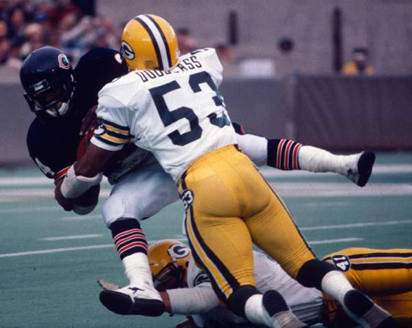 Packers Linebacker Fred Carr enters the gates of Curly's Northwoods Lodge  In-The-Sky At Age 71 : r/GreenBayPackers