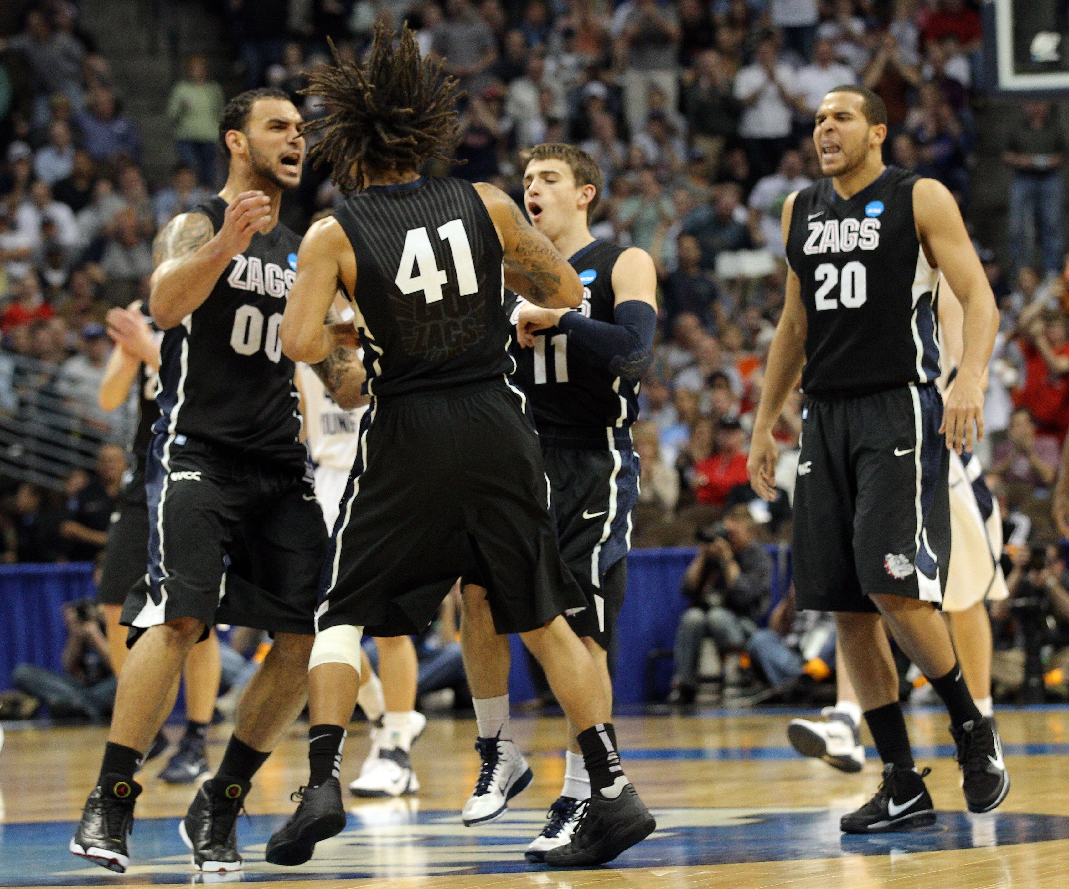 College Basketball Top 10 West Coast Schools with the Most Recruiting