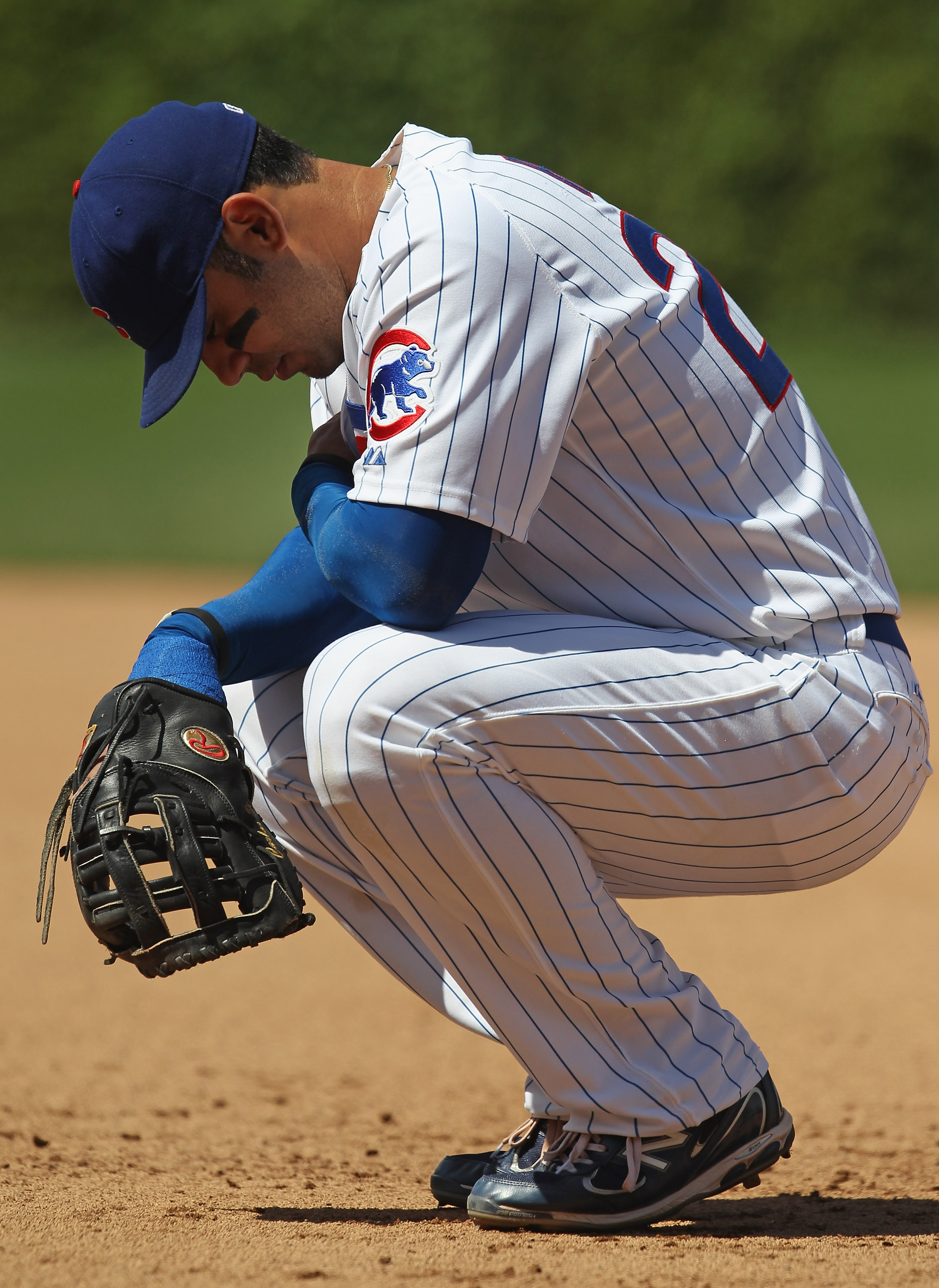 Lot Detail - 2011 Geovany Soto Chicago Cubs Grey Cool Base Game Worn Jersey  7/16/2011